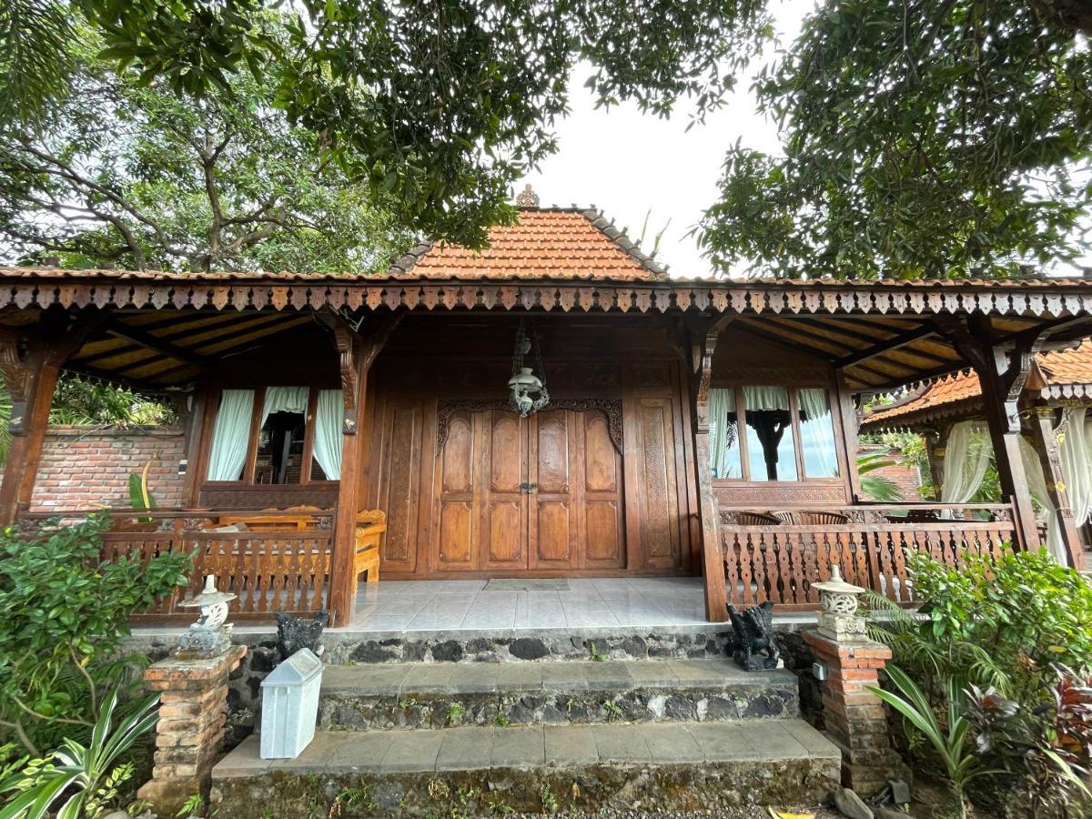 Villa Bantes Mps Kubutambahan エクステリア 写真