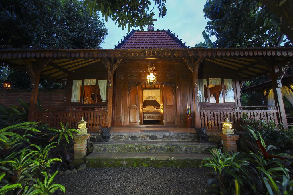 Villa Bantes Mps Kubutambahan エクステリア 写真